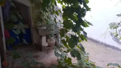 Chalet en venta en Calle Barrio Nuevo, Garrovillas de Alconétar de 25.000 €