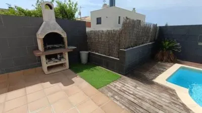 Casa adosada en alquiler en Carrer del Serè, Bellamar-Mas de la Mel (Calafell) de 5.500 €<span>/mes</span>