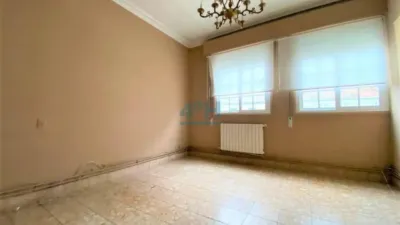 Chalet en venta en Ourense Capital, Ourense Capital de 190.000 €