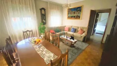 Chalet en venta en Ourense Capital, Ourense Capital de 190.000 €