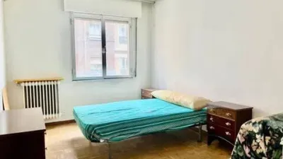 Apartment in Ensanche photo 10