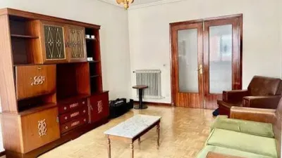 Apartment in Ensanche photo 3