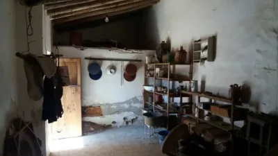 Chalet en venta en Calle Constitución, cerca de Calle Divino Morales, Aliseda de 42.000 €