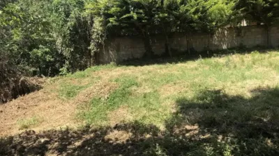 Terreno en venta en Calle Fabricas - Más