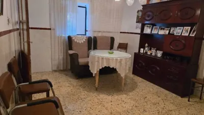 Chalet en venta en Calle Puerto, Aliseda de 45.000 €