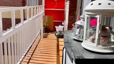 Apartment in Ensanche photo 2