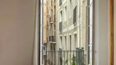 Piso en alquiler en Sant Pere-Santa Caterina-La Ribera - Imagen 2