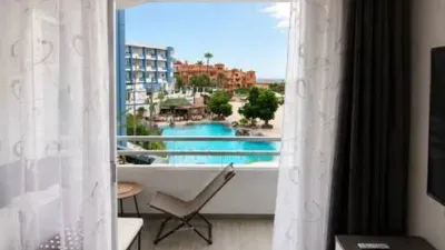 Apartment in Golf del Sur photo 3