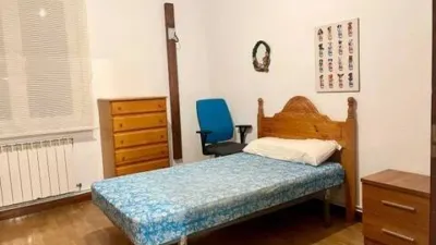Apartment in Ensanche photo 3