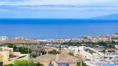 Chalet on Asturias Street photo 3