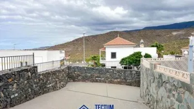 Chalet on Asturias Street photo 57