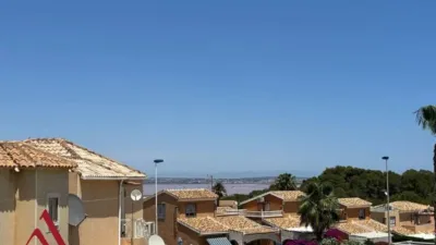 Apartment in Urbanización Lago Sol photo 3