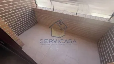 Piso – Hellín, Isso - Más