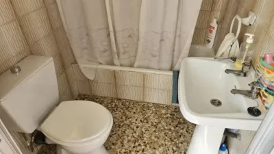 Chalet en venta en Calle Iglesia, Aliseda de 75.000 €