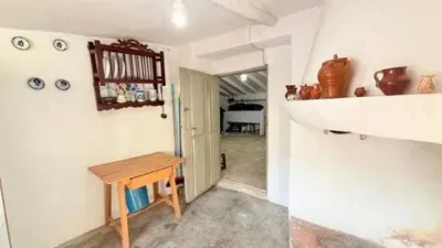 Terraced house on Calle de la Madre de Dios photo 8
