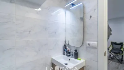 Apartment in Centre-Zona Estació-Passeig de Joan Maragall photo 11
