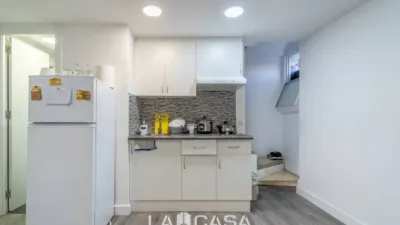 Apartment in Centre-Zona Estació-Passeig de Joan Maragall photo 8