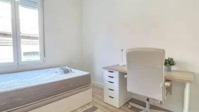 Apartment in Guindalera photo 9