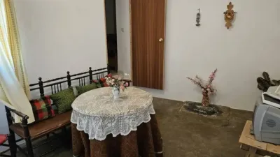 Chalet en venta en Calle Nueva, Aliseda de 29.000 €