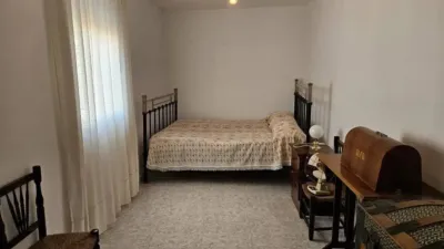 Chalet en venta en Calle Nueva, Aliseda de 29.000 €
