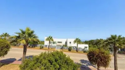 Chalet in Núcleo photo 18
