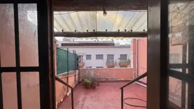 Chalet on Carrer del Sis d'Octubre de 1869 photo 2