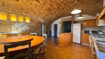 Rustic house on Carrer Hospital photo 12