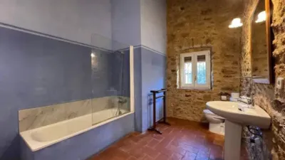 Rustic house on Carrer Hospital photo 21