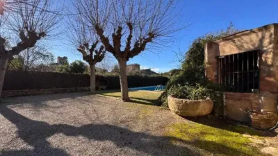 Rustic house on Carrer Hospital photo 2
