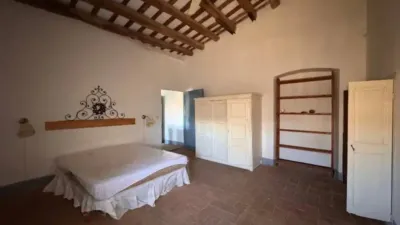 Rustic house on Carrer Hospital photo 32