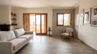 Rustic house in El Coll d'en Rabassa photo 2