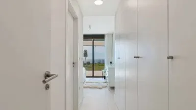 Apartment on Calle Concha Mendez No Number photo 10