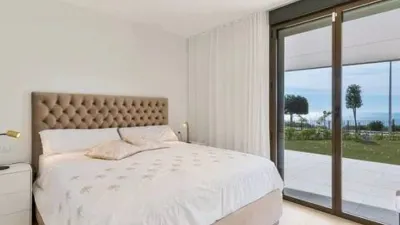 Apartment on Calle Concha Mendez No Number photo 11