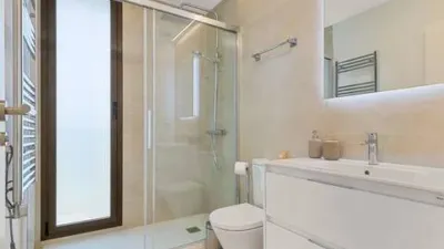 Apartment on Calle Concha Mendez No Number photo 13