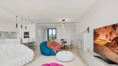 Apartment on Calle Concha Mendez No Number photo 3