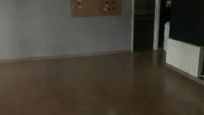 Local comercial en venta en Caranza - Vista 2
