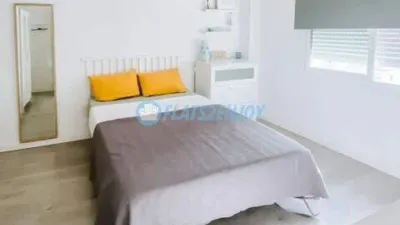 Piso en alquiler en Calle de Manuela Estellés, cerca de Calle de Benisoda - Imagen 2