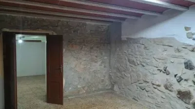 Rustic house on Carrer d'Alenyà photo 4