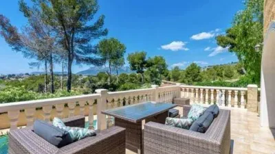 Chalet in La Fustera photo 11