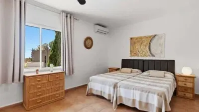 Chalet in La Fustera photo 25