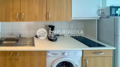 Piso en venta en Carrer de la Cala Rostella, Salatà (Roses) de 113.000 €