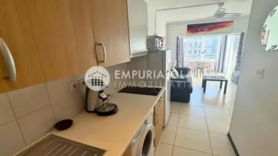 Piso en venta en Carrer de la Cala Rostella, Salatà (Roses) de 113.000 €