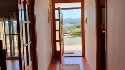 Chalet on Calle Vial Camino, 20T photo 4