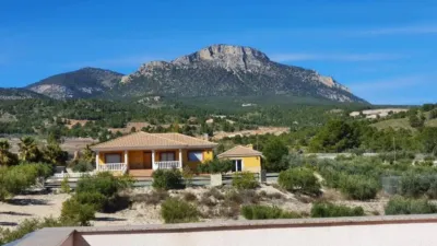 Chalet on Calle Vial Camino, 20T photo 5