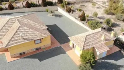 Chalet on Calle Vial Camino, 20T photo 6