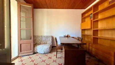 Chalet on Plaça de la Llibertat photo 14