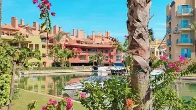 Piso en alquiler en Núcleo, Núcleo (San Roque) de 2.600 €<span>/mes</span>