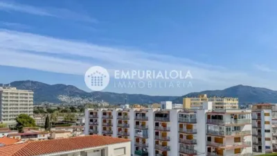 Piso en venta en Carrer de la Punta del Llevant, Santa Margarida (Roses) de 240.000 €