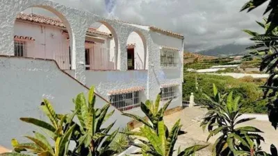 Chalet on Avenida de Pescia-La Noria-Pueblo Rocío photo 8