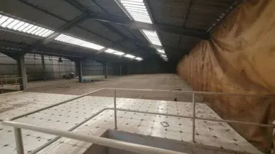 Nave industrial en alquiler en Calle Carr. de La Estacion, 3, La Fresneda-Bobes - Valbona-Viella (Siero) de 7.000 €<span>/mes</span>